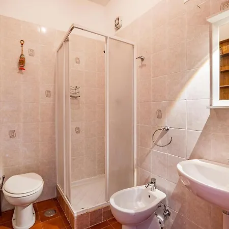 Сasa de vacaciones Awesome Home In Moneglia With 2 Bedrooms Moneglia